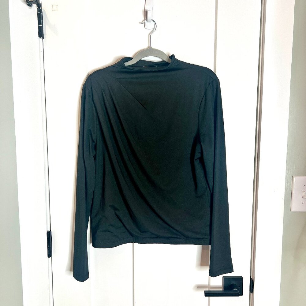 Evereve Ashlin Draped Mock Neck Sexy Minimalist Night Out Top Long Sleeve L NWT - Picture 2 of 5